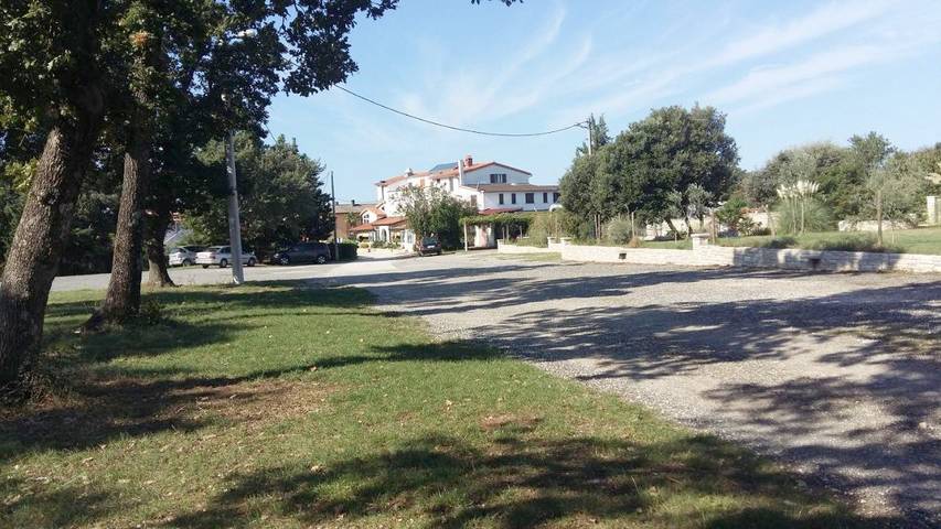 B&b per 2 persone, con giardino e terrazza nonché panorama in Istria