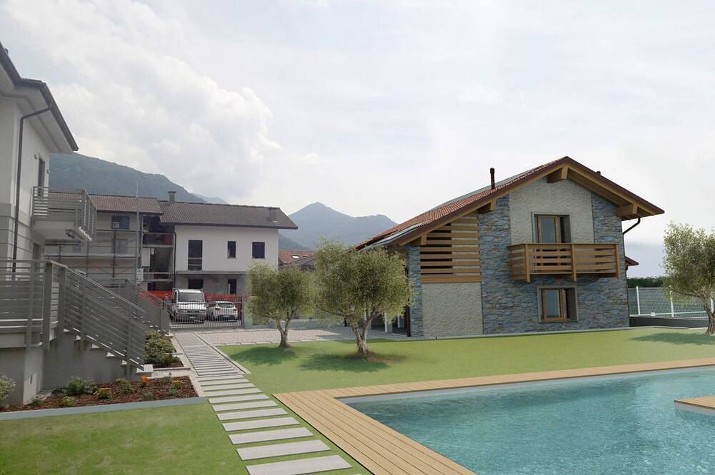 Villa Sunset - with pool and large garden - few steps from the beach in Dervio, Westelijke Orobie-Alpen