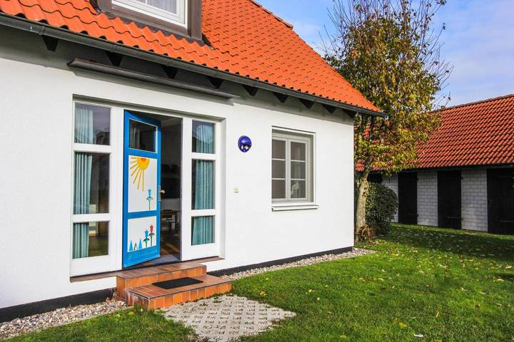 Ferienwohnung für 2 Personen, mit Terrasse und Garten in Prerow - 2