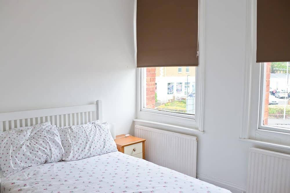 Entire apartment, Crh · Corner House Apartment in Worthing, West Sussex