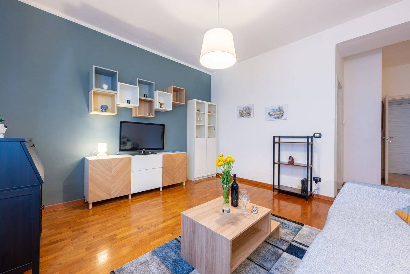 Ganze Wohnung, Guesthost - Blu&Yellow Apartment in Parma Station in Parma, Parma Provinz