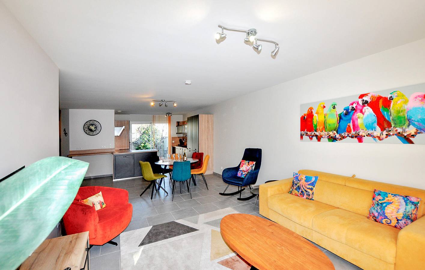 Encantador Apartamento con Jardín y Aparcamiento - ¡Cerca del Centro de la Ciudad! in Latour-Bas-Elne, Côte d'Améthyste