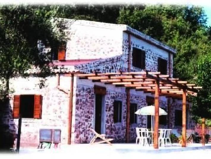 Apartamento entero, 2 estancias 4 Personas in Gioiosa Marea, Provincia de Messina