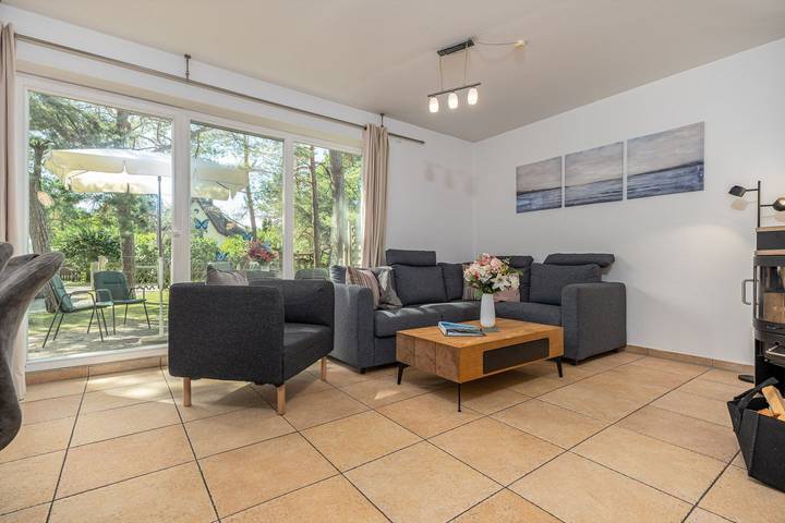 Ferienhaus für 6 Personen, mit Terrasse und Garten in Dierhagen - 3