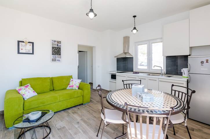 Appartement entier, Appartement de vacances pour 4 personnes avec balcon in Dubrovnik, Grad Dubrovnik