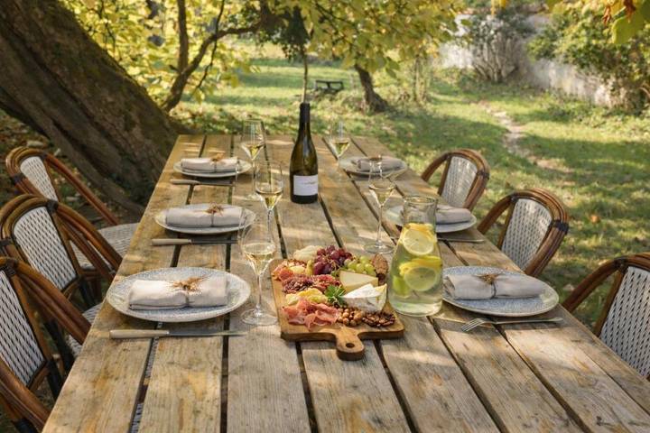Gîte pour 8 personnes, avec jardin et vue, animaux acceptés à Bailleau-Armenonville