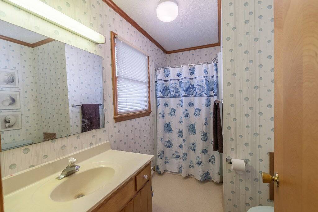 Ein Haus Zum Strand! Lg 3Br, 2Ba Einfamilienhaus Für 8 Schlafen Zu Fuss In Die Stadt! in Fenwick Island, Sussex County (Delaware)