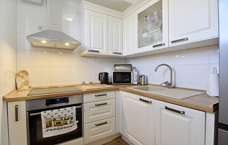 Appartement entier, Appartement haut de gamme entièrement équipé in Umag, Région d'Umag