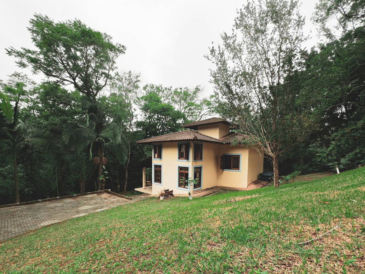 Cozy Chalet in Nature in Granja Viana in Carapicuíba, San Paolo (stato)