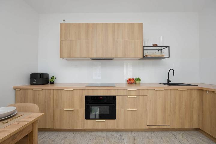 Appartement entier, Air-conditioned Apartment with Terrace | 3 Minutes from Market Square in Varsovie Śródmieście, Varsovie