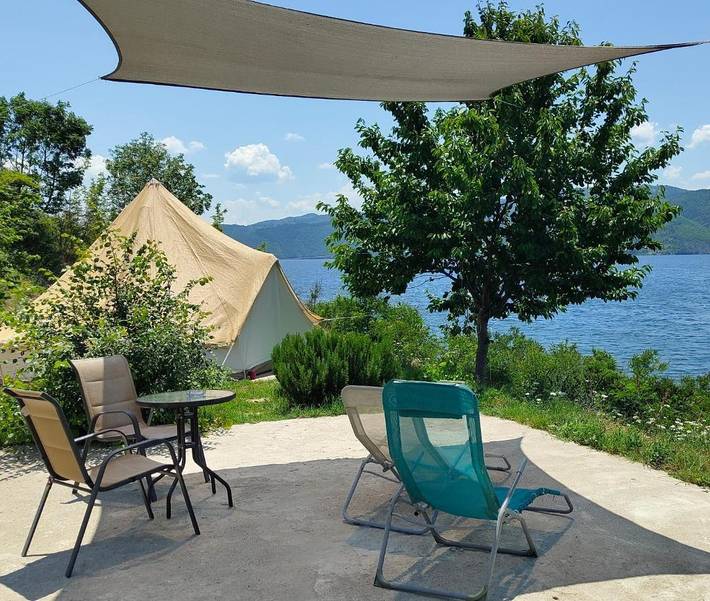 Tente pour 2 personnes, avec vue et vue sur le lac ainsi que jardin et terrasse en Bulgarie - 3