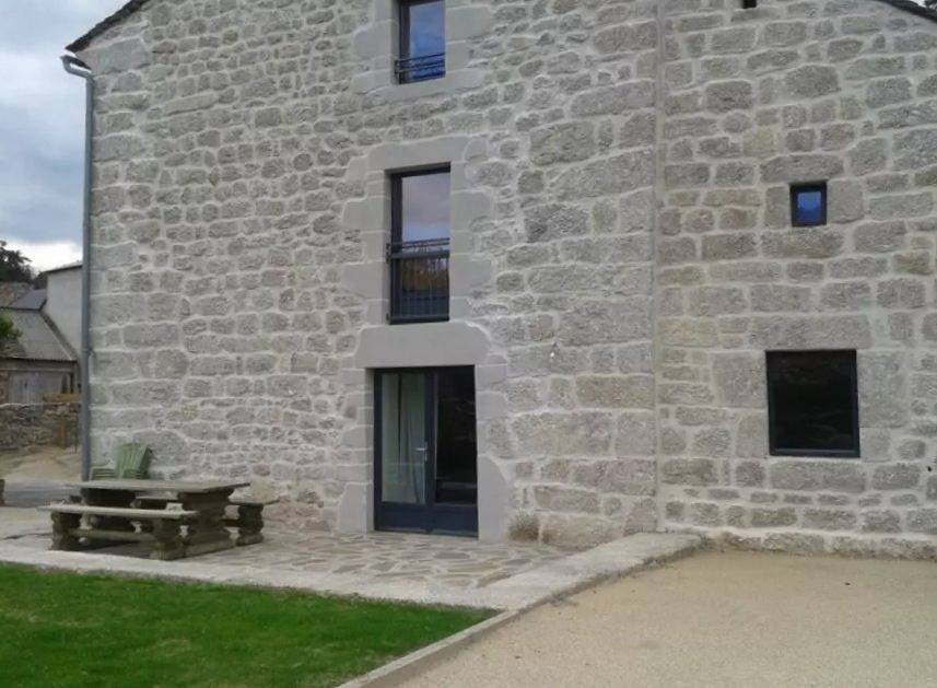 Location maison de campagne 12 personnes in Ribennes, Région de Mende