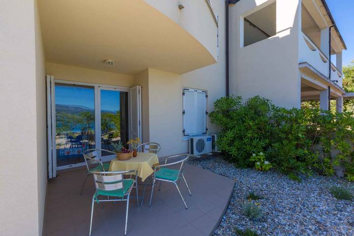 Ferienwohnung für 6 Personen, mit Garten in Silo (Krk) - 4