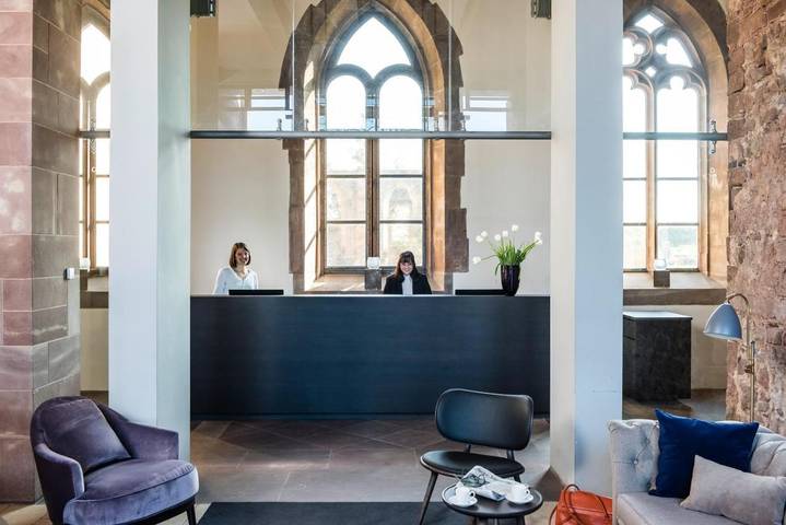 Hôtel pour 2 personnes, avec Terrasse et Jacuzzi ainsi que Jardin et Piscine