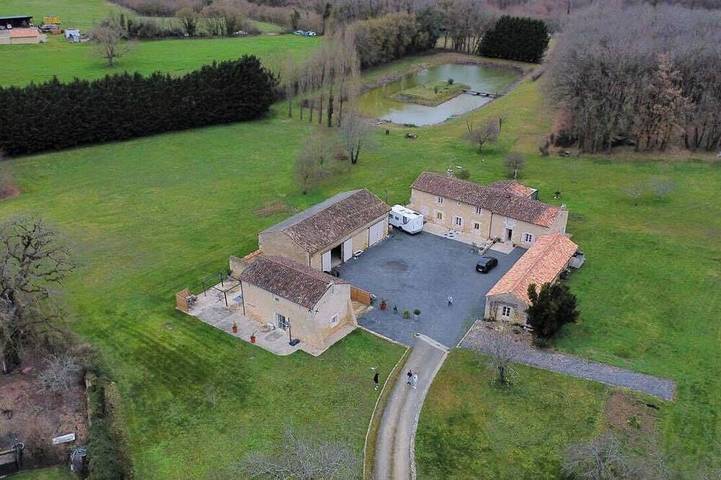 Location de vacances pour 5 personnes à Lavoux