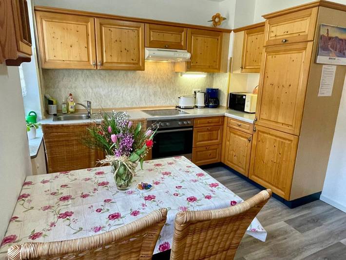 Ferienwohnung für 5 Personen, mit Garten und Ausblick in Illertissen