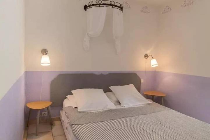 Chambre d’hôte pour 2 personnes, avec jardin dans le Luberon