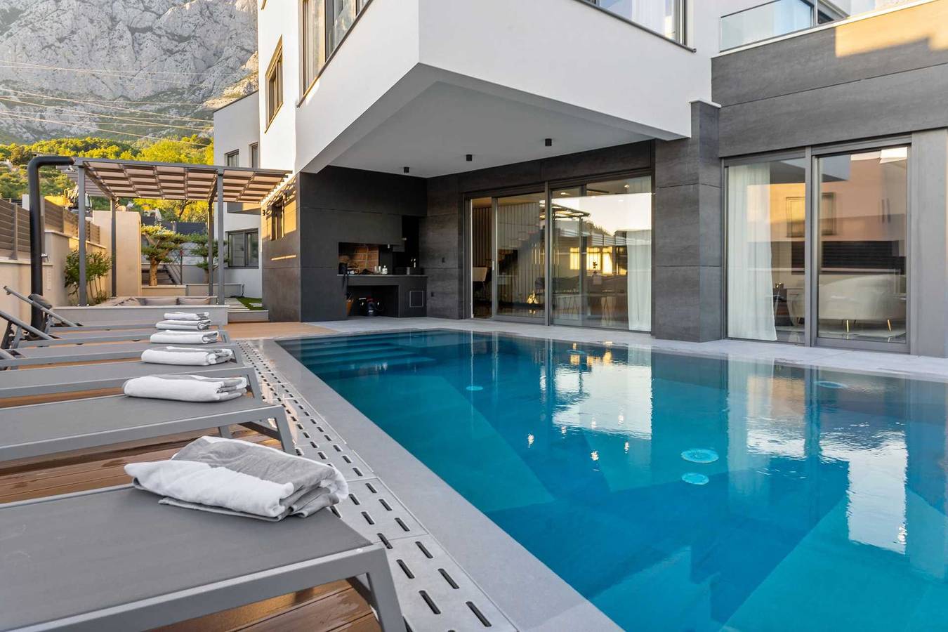 Villa Mosaicus mit Pool in Makarska, Makarska Riviera