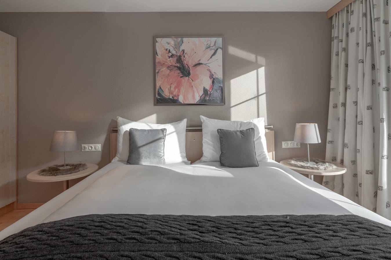 Ganze Ferienwohnung, Doppelzimmer Classic mit Balkon in Ischgl, Verwall