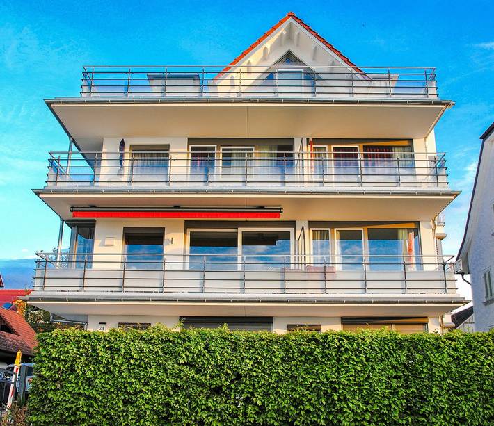 Pension für 4 Personen, mit Balkon/Terrasse und Terrasse sowie Garten und Seeblick in Deutschland
