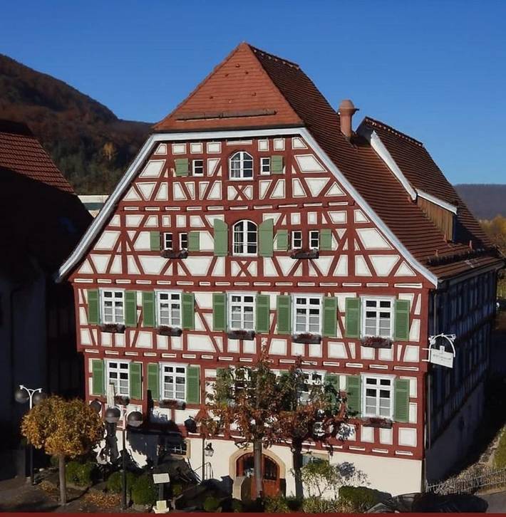 Hotel, mit Ausblick in Bad Überkingen