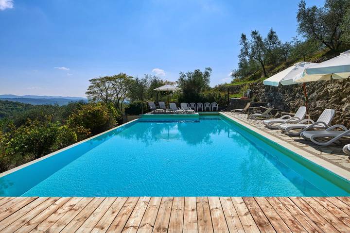 Ferienhaus für 16 Personen, mit Garten und Pool sowie Seeblick in Siena - 3