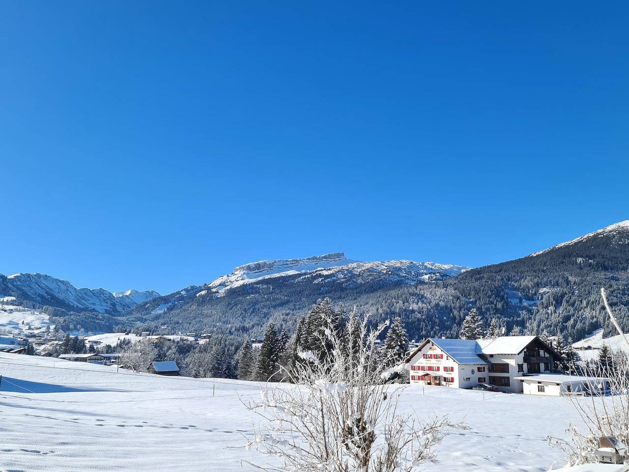 Ganze Ferienwohnung, Gästehaus Fuchsegge - Familie Müller - Walmendingerhorn Nr. 1 - 2 Schlafräume in Riezlern, Mittelberg