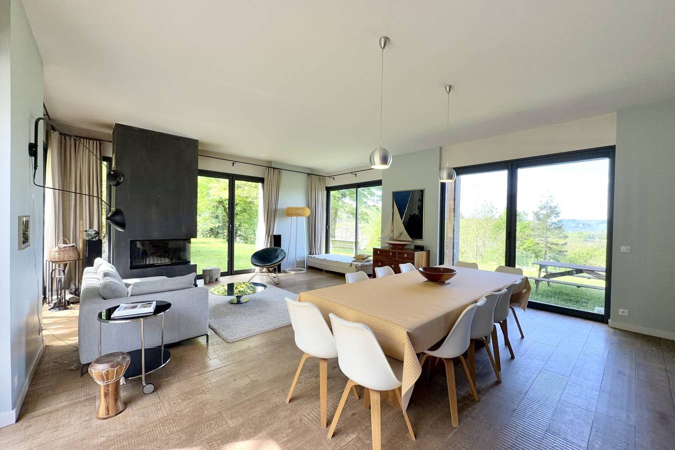 Family villa with swimming pool in Aiguebelette-Le-Lac in Aiguebelette-le-Lac, Chambéry region