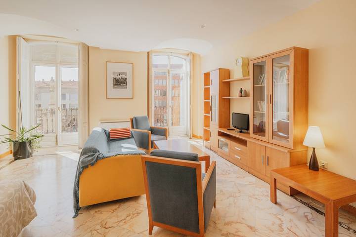 Apartamento 'Semidiáfano Santa Teresa' - Centro Histórico Ávila, junto a Murallas in Ávila, Provincia de Ávila