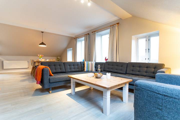 Apartamento de vacaciones para 5 personas, con jardín además de terraza y vistas al lago - 1
