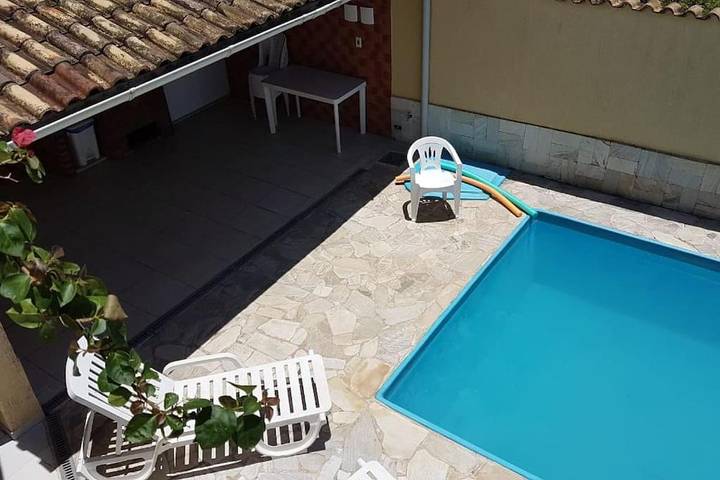 Casas e apartamentos de temporada para 15 pessoas, com jardim e piscina e ainda vista em Riviera de São Lourenço