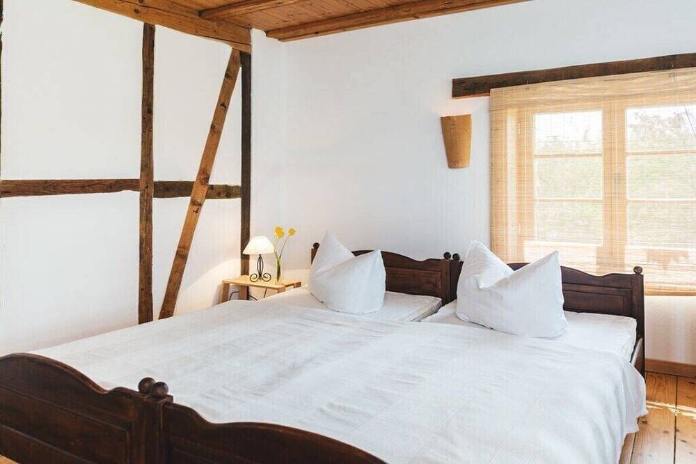 Rosenhagen in der Gutsscheune Thorstorf in Thorstorf, Warnow