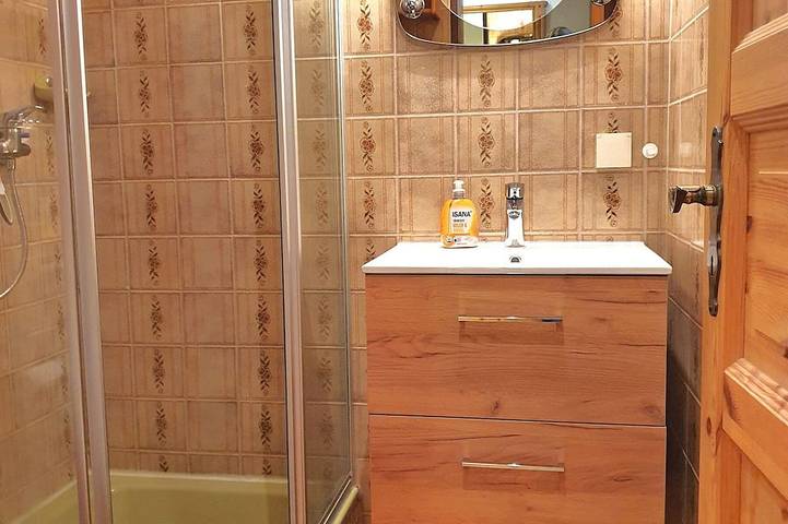 Ferienwohnung für 2 Personen, mit Sauna und Balkon in Sachrang - 4