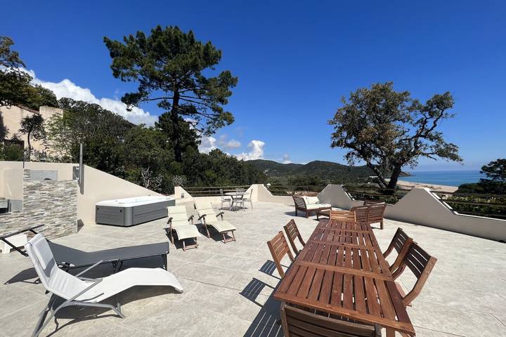 Location de vacances pour 6 personnes, avec jacuzzi ainsi que jardin et terrasse à Zonza - 3