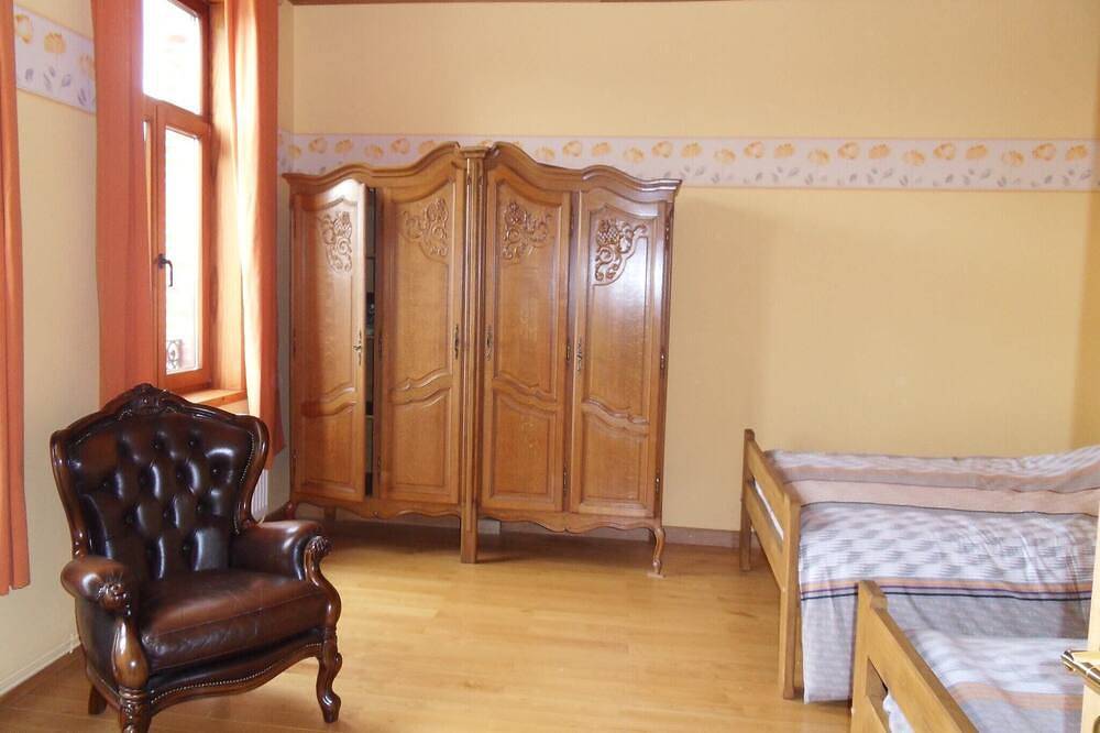 Ferienhaus mit überdachter Terrasse in Cul-des-Sarts, Couvin