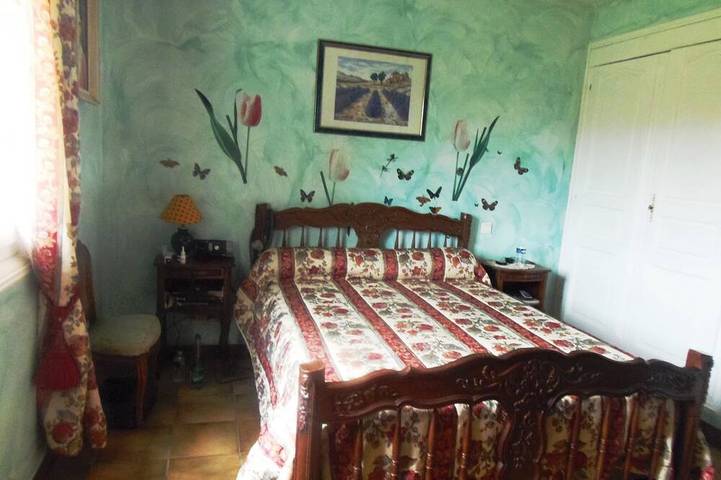 Villa pour 8 personnes, avec Terrasse et Jardin à Arles - 2