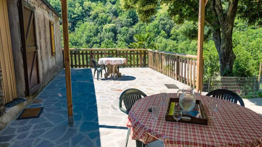 Gîte pour 7 personnes, avec Terrasse à Gabriac - 3