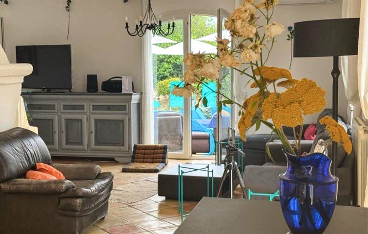Encantador piso de 150 m² con piscina, wifi y a unos pasos de los restaurantes in Marsella, Marsella region