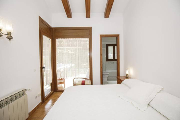 Location de vacances pour 6 personnes, avec piscine à Sils - 3