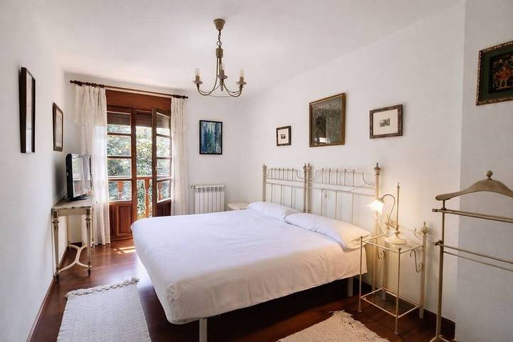 Llanes Villa with Garden near Beach - Reborín in Villahormes, Llanes