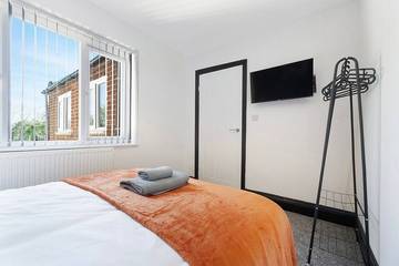 Holiday Home for 10 People in Durham, County Durham, Photo 4