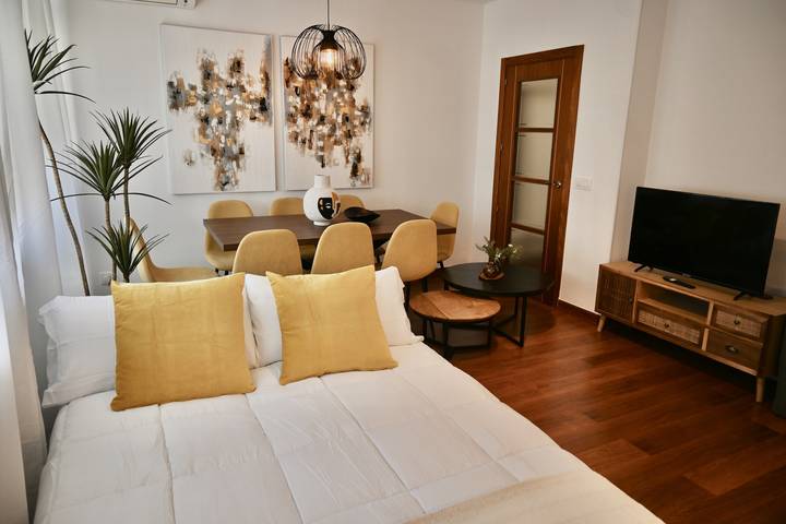 Apartamento entero, M Vivienda cuatro dormitorios Arganzuela in Madrid, Área Metropolitana de Madrid