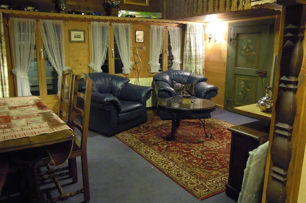 Appartement entier, Le Vieux Chalet Appartement/Fewo, Dusche oder Bad, Wc 4-Bettwohnung in Gstaad, Saanen