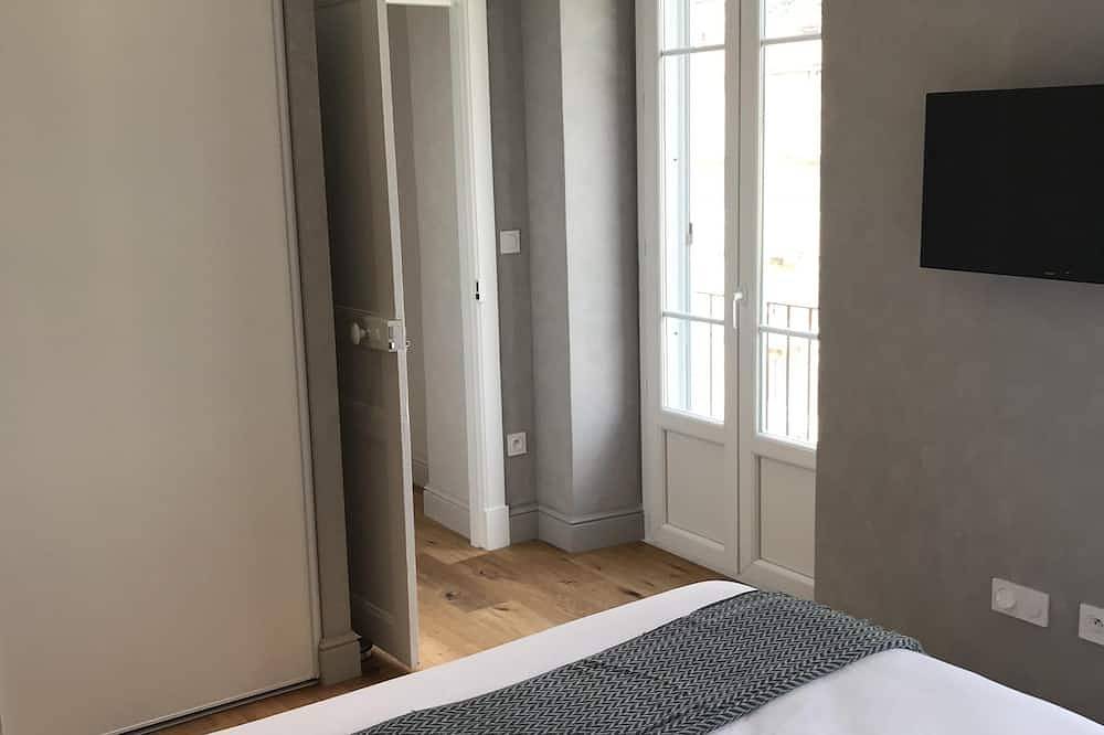 Appartamento intero, 403-Appartamento-Lusso-Stanza doccia-Balcone in Corte Francia, Parco naturale regionale della Corsica