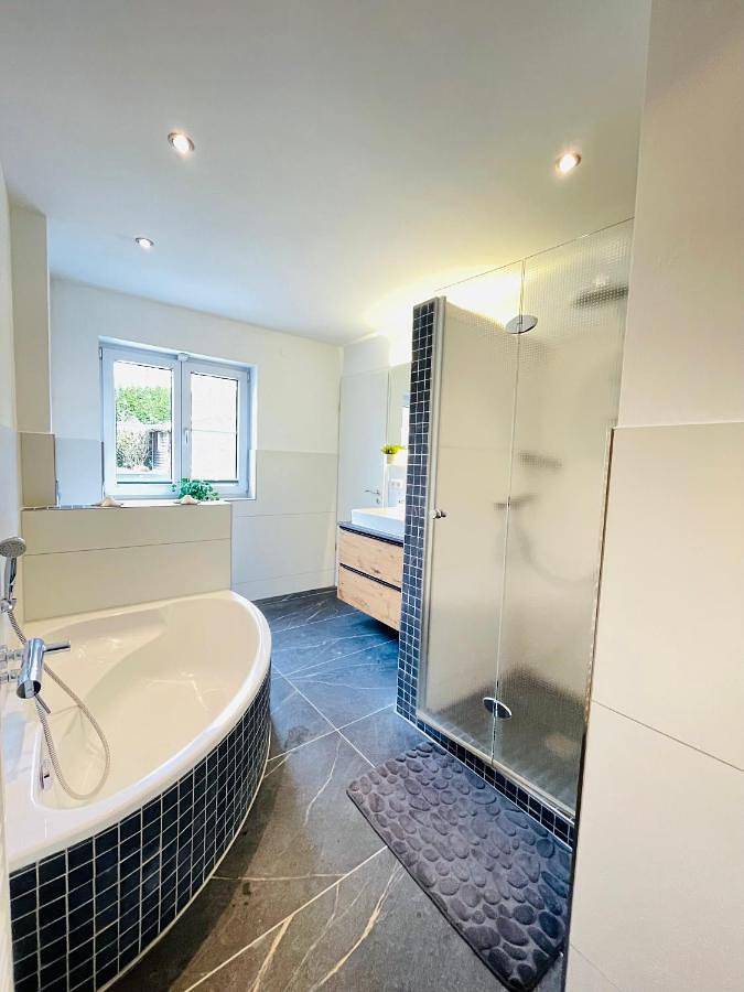 Villa für 8 Personen, mit Terrasse und Ausblick in Baden-Württemberg - 4