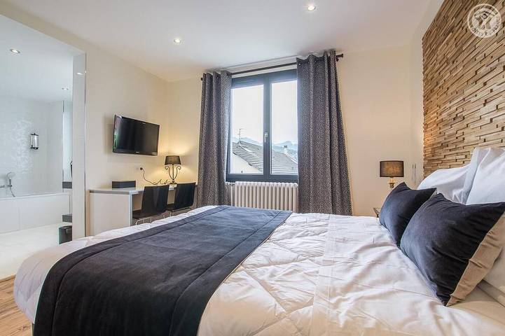 Location de vacances pour 8 personnes, avec jacuzzi et sauna ainsi que balcon et jardin à Barberaz - 3