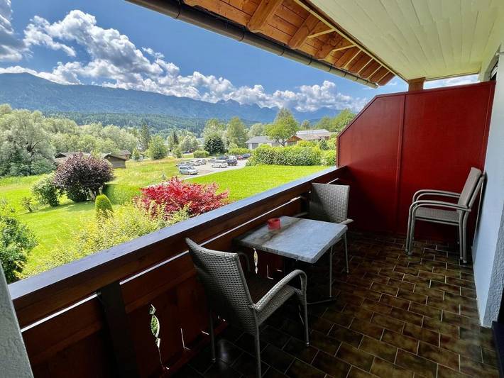 Ferienwohnung für 4 Personen, mit Seeblick und Terrasse sowie Ausblick, mit Haustier am Pressegger See - 3