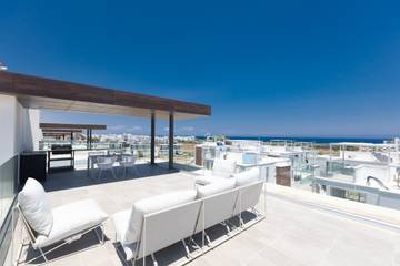 Villa for 8 People in Protaras, South Cyprus, Photo 4