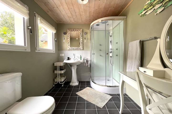 Ferienwohnung für 3 Personen, mit Whirlpool und Garten sowie Terrasse in Centovalli