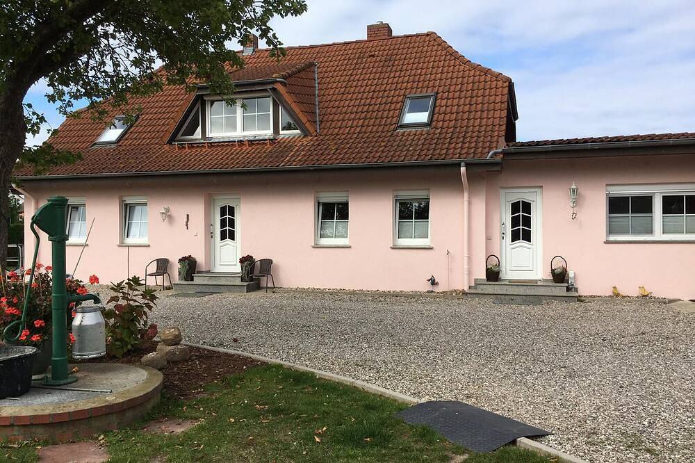 Ganze Wohnung, Gemütliche Ferienwohnung  in der Lübecker Bucht in Kalkhorst, Nordwestmecklenburg (Wismar und Umgebung)